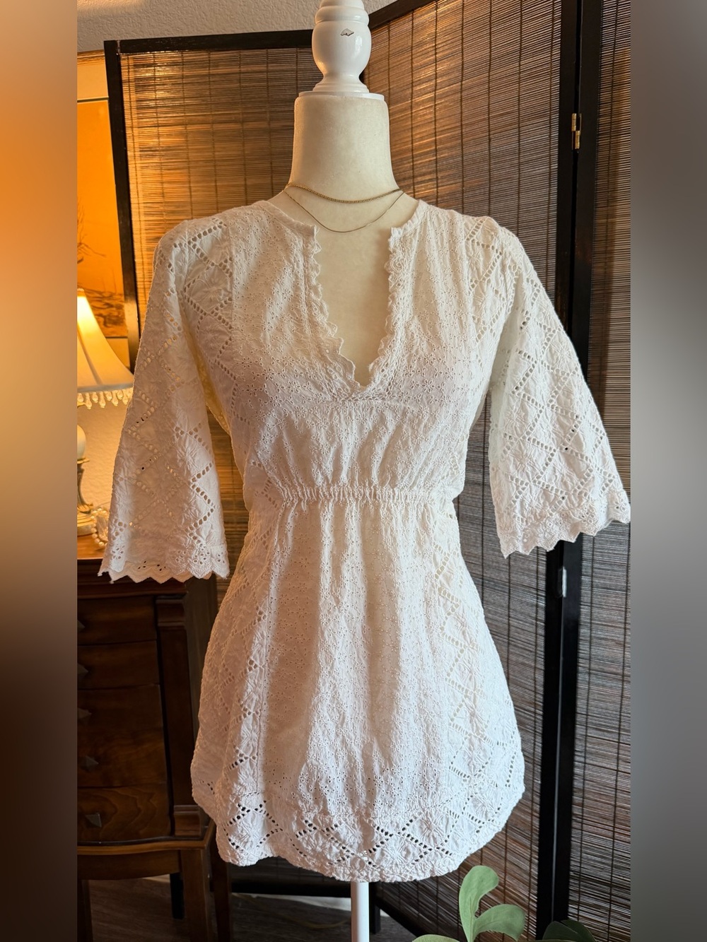 Eloise 100% Cotton Eyelet Embroidered White Blouse Bell Sleeve Longline Small